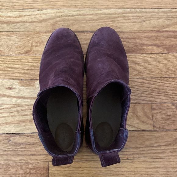 Clarks burgundy suede super comfortable pull on low boots size 9 - Picture 5 of 8